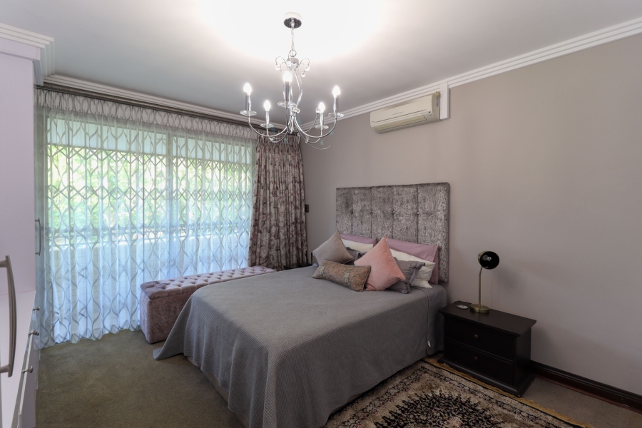 4 Bedroom Property for Sale in Heuwelsig Free State